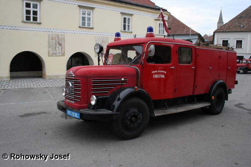 Fahrzeug 28 