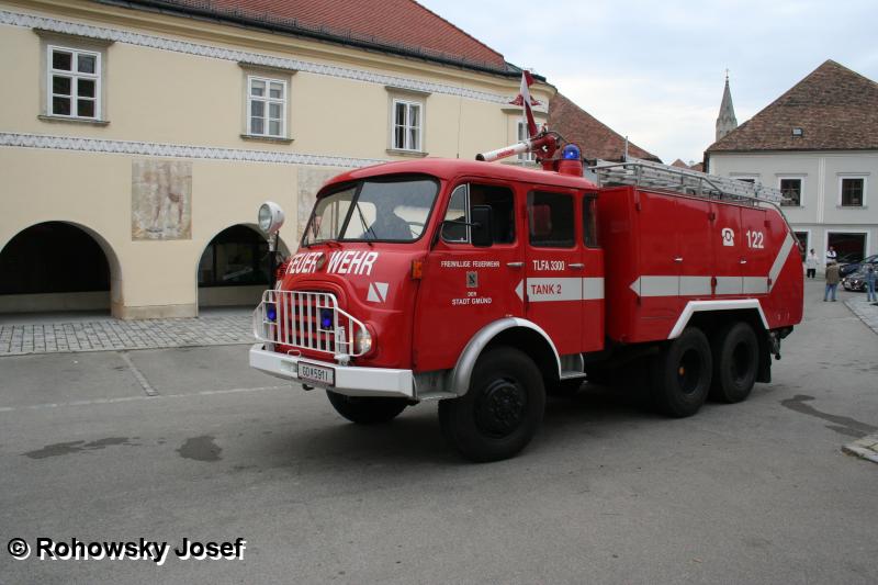 Fahrzeug 30 