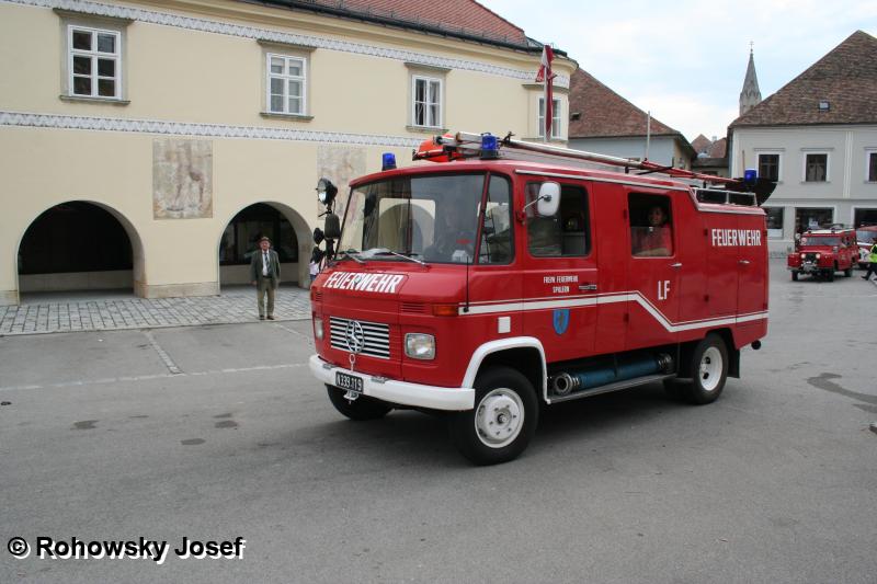 Fahrzeug 44 