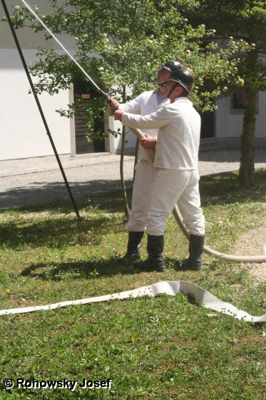 Löschfahrzeug ÖAF mit Anhägespritze