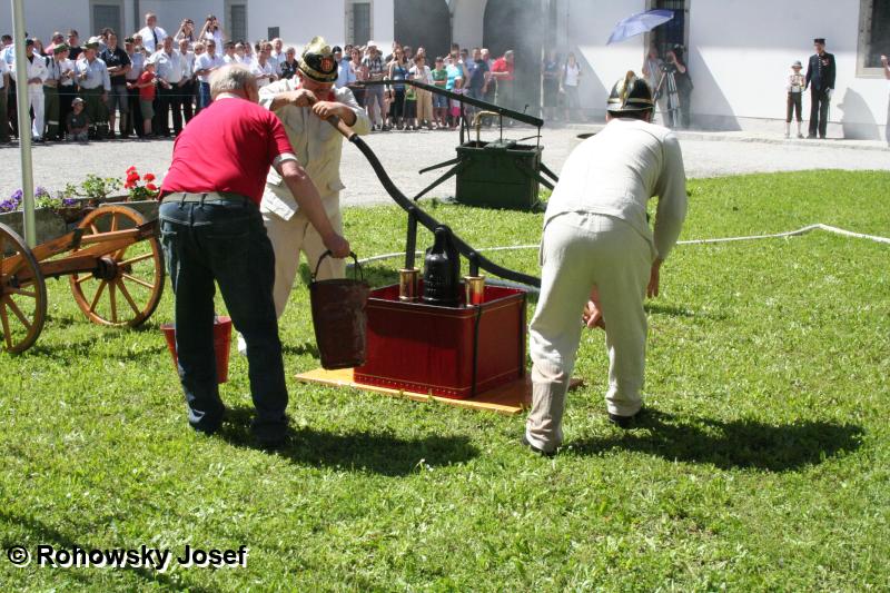 Karrenspritze ohne Saugwerk, Löschgruppe